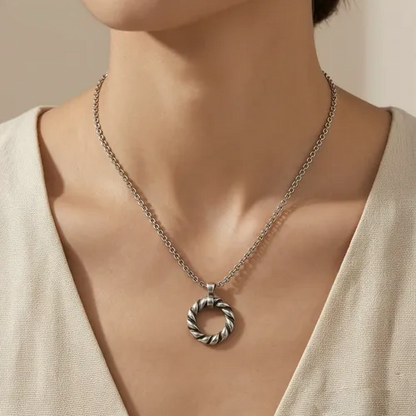 ✨ Twisted Circle Pendant Necklace