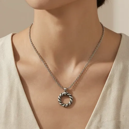 ✨ Twisted Circle Pendant Necklace